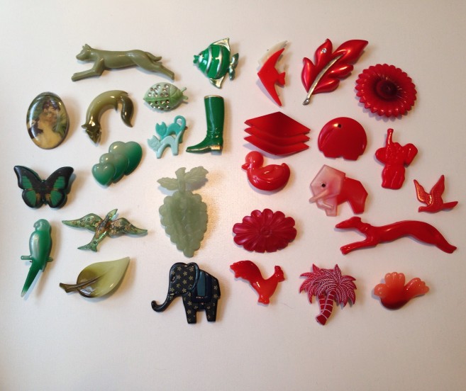 Green Red Vintage Brooches