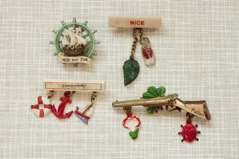 vintage tourist brooches